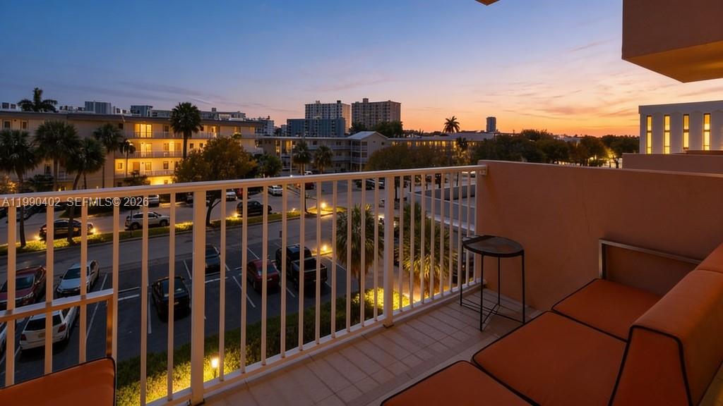 2200 E Hallandale Bch Blvd #408