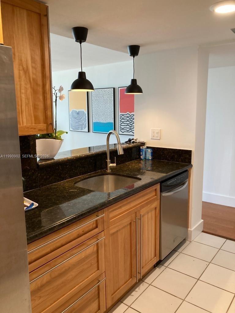 1717 N Bayshore Dr #A-1953 Miami, FL 33132