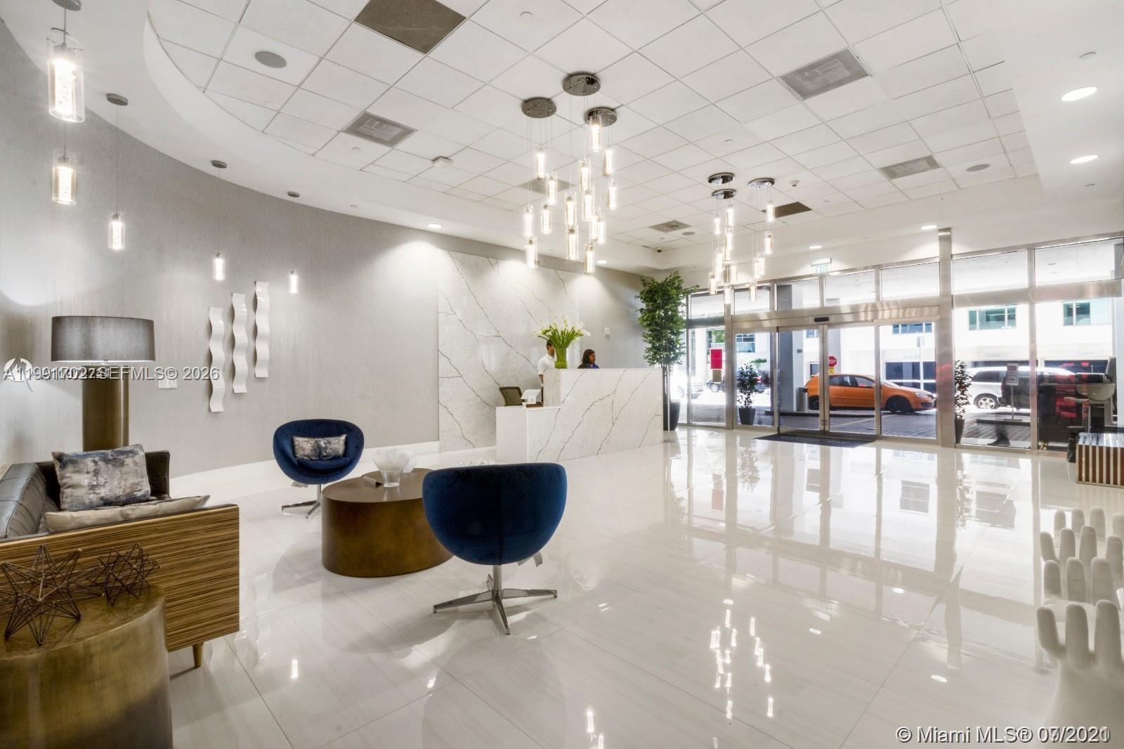 1200 SE Brickell Bay Dr #1707 Miami, FL 33131