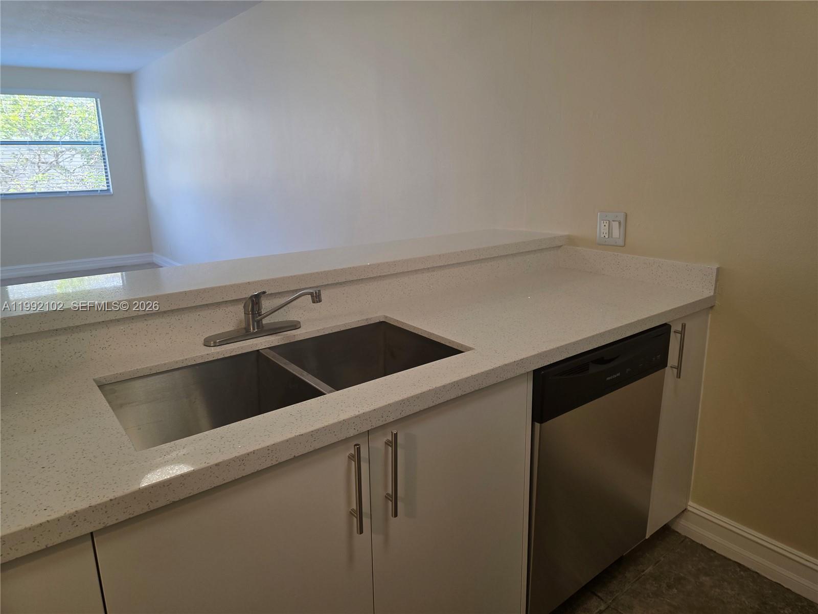 8100 Geneva Ct #432 Doral, FL 33166