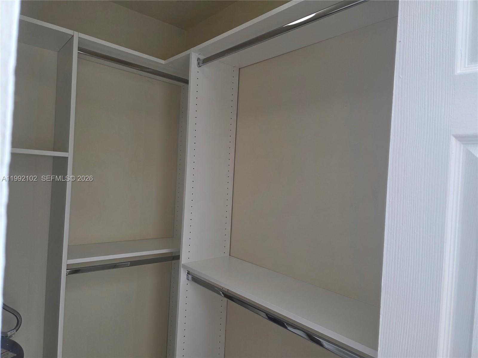 8100 Geneva Ct #432 Doral, FL 33166