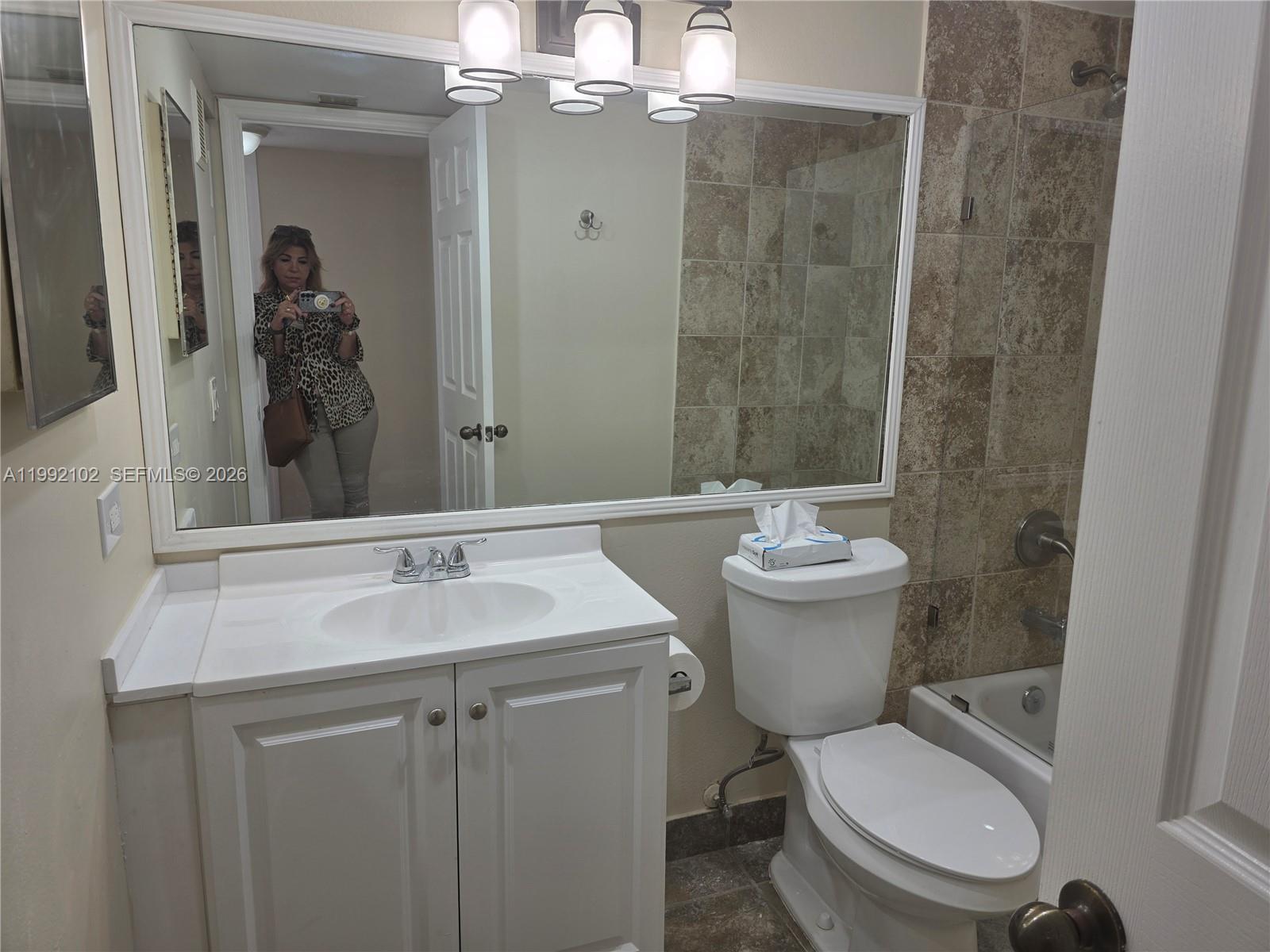 8100 Geneva Ct #432 Doral, FL 33166