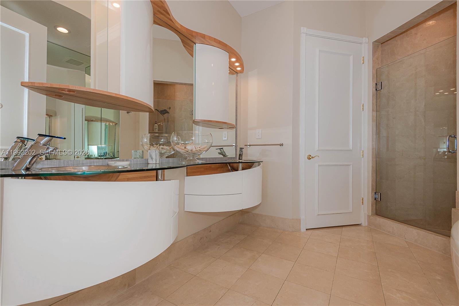 18101 Collins Ave #5104 Sunny Isles Beach, FL 33160