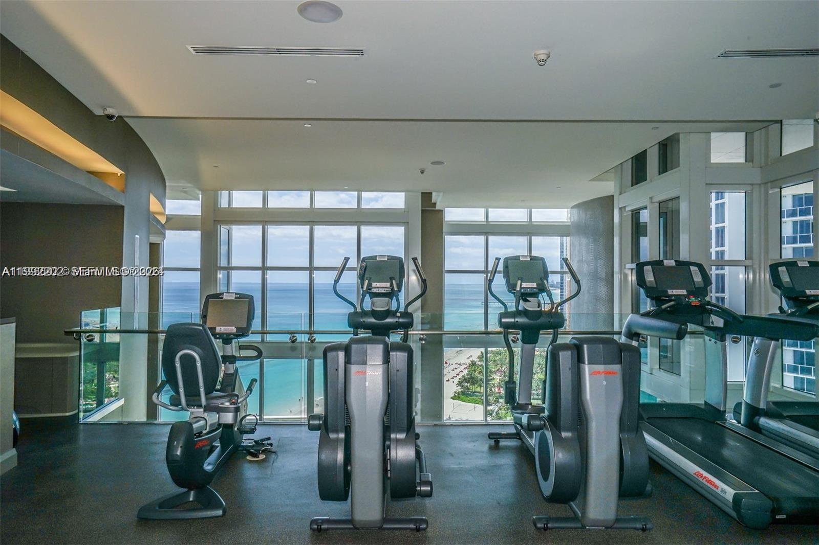 18101 Collins Ave #5104 Sunny Isles Beach, FL 33160