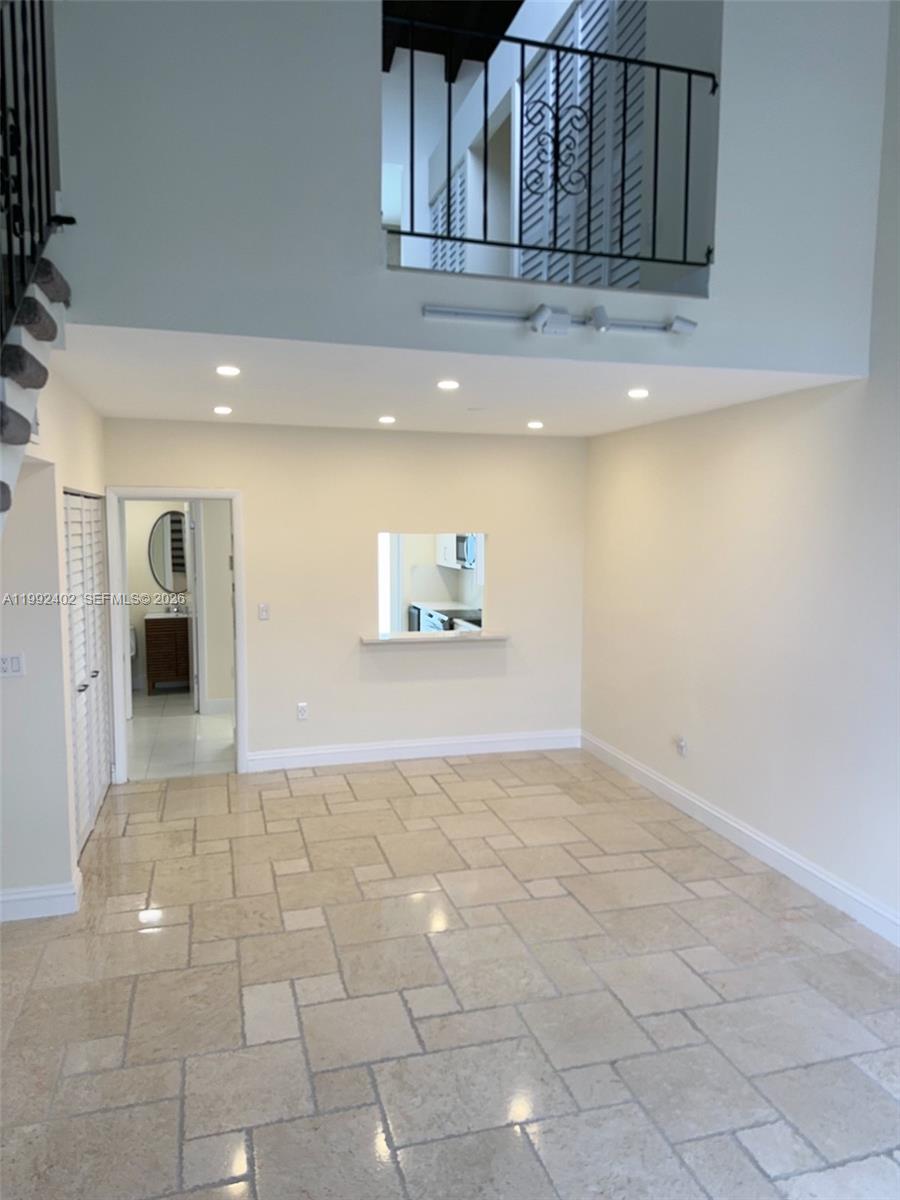 9280 Biscayne Blvd #B