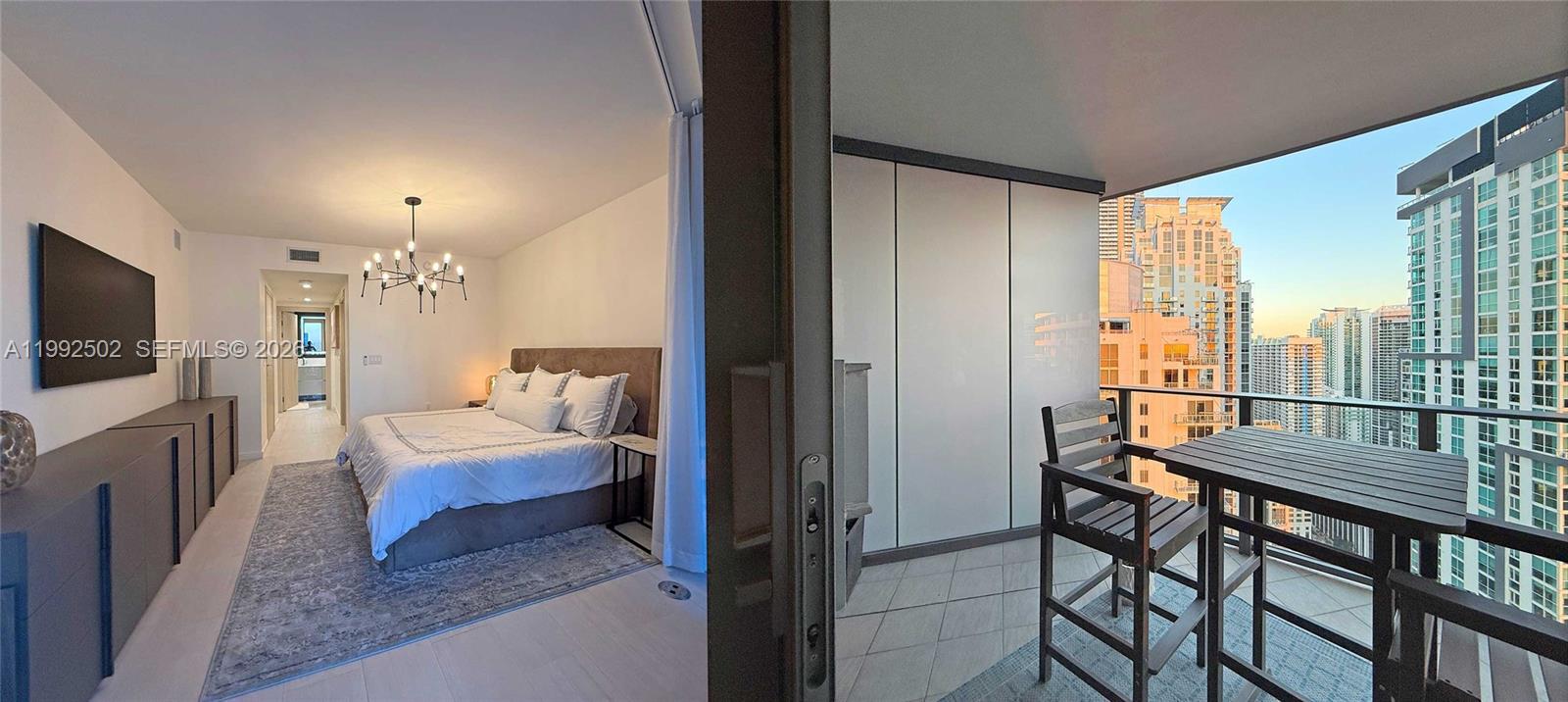 1000 Brickell Plz #3702 Miami, FL 33131