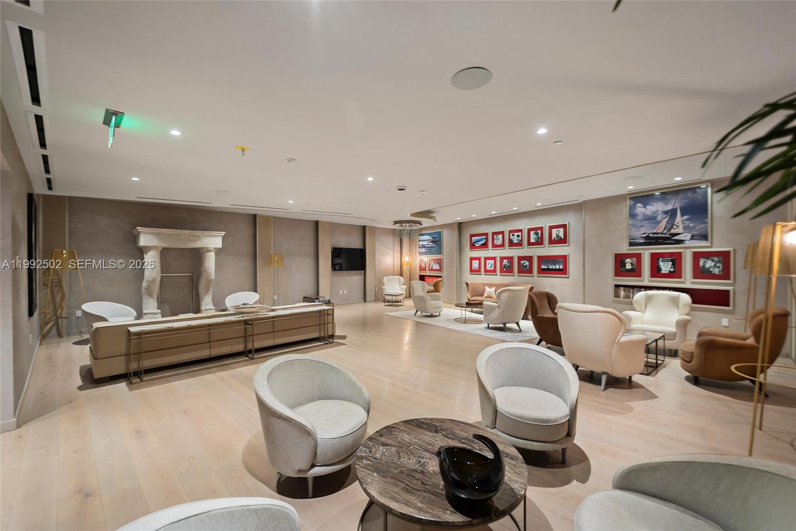 1000 Brickell Plz #3702 Miami, FL 33131