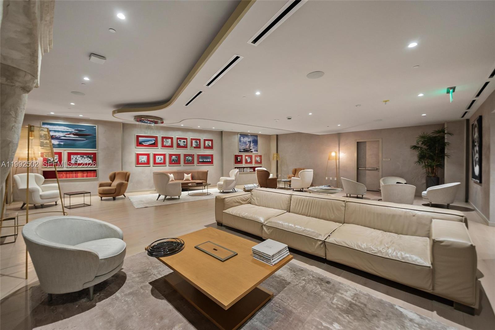 1000 Brickell Plz #3702 Miami, FL 33131