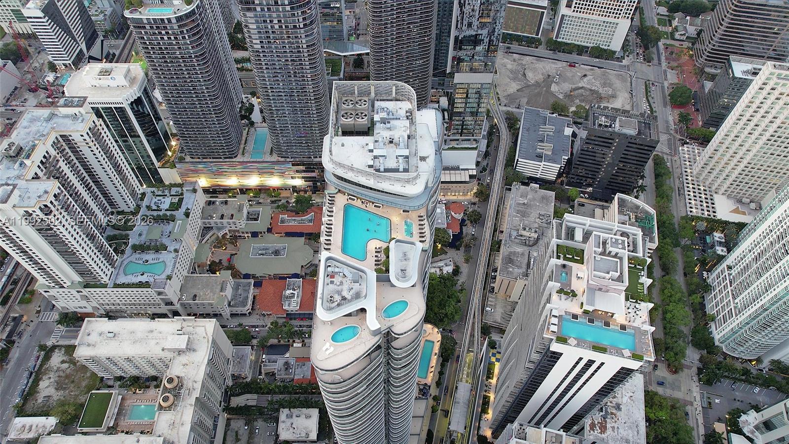 1000 Brickell Plz #3702 Miami, FL 33131