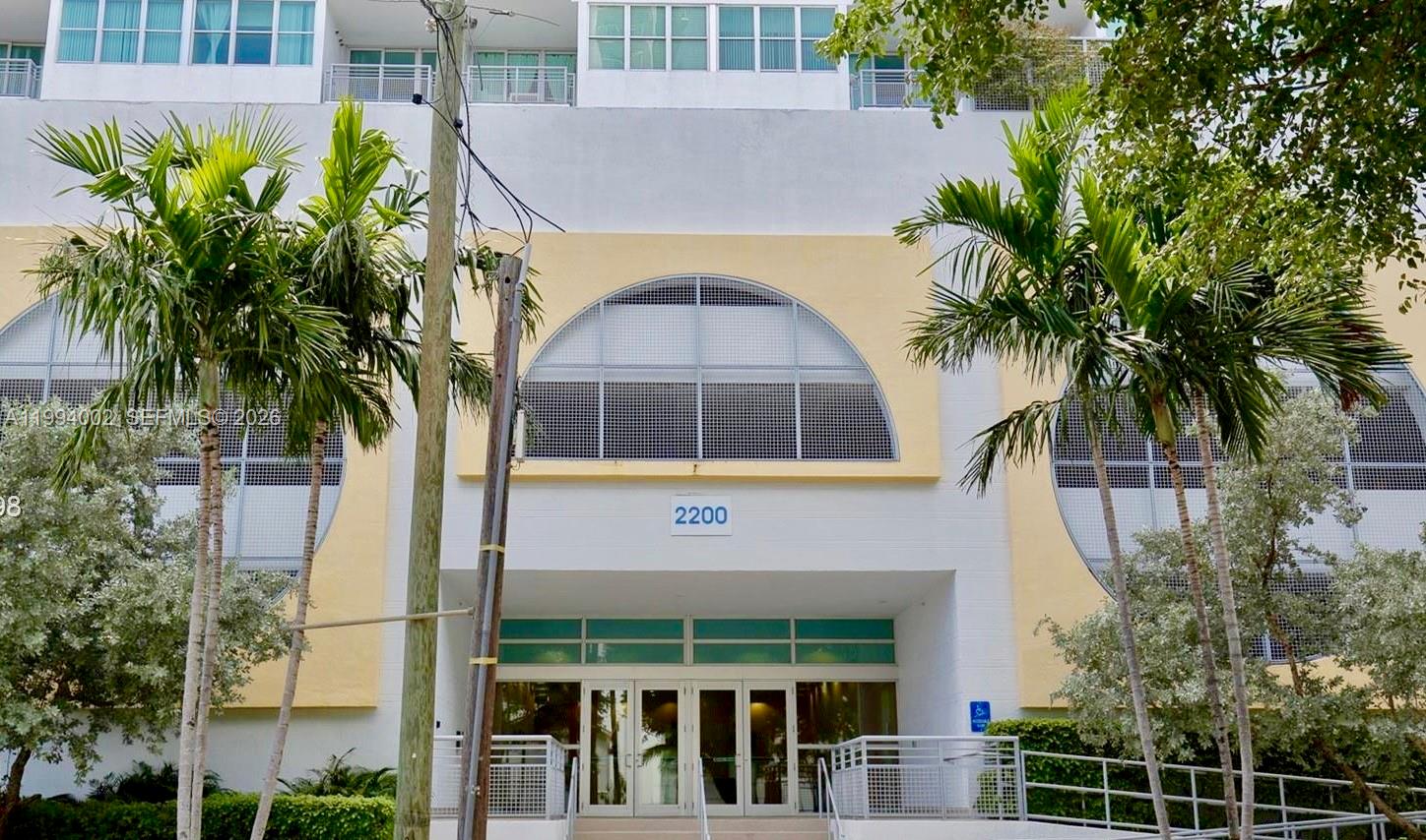 2200 NE 4th Ave #708 Miami, FL 33137