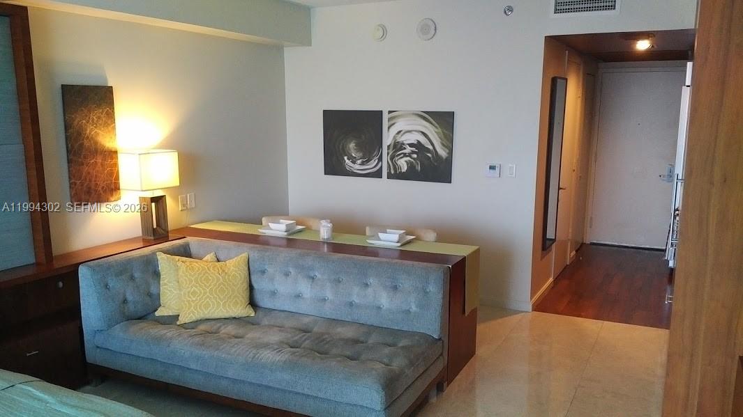 50 Biscayne Blvd #508 Miami, FL 33132