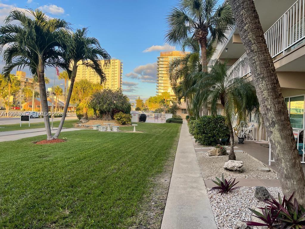 3200 NE 7th Ct #306C Pompano Beach, FL 33062