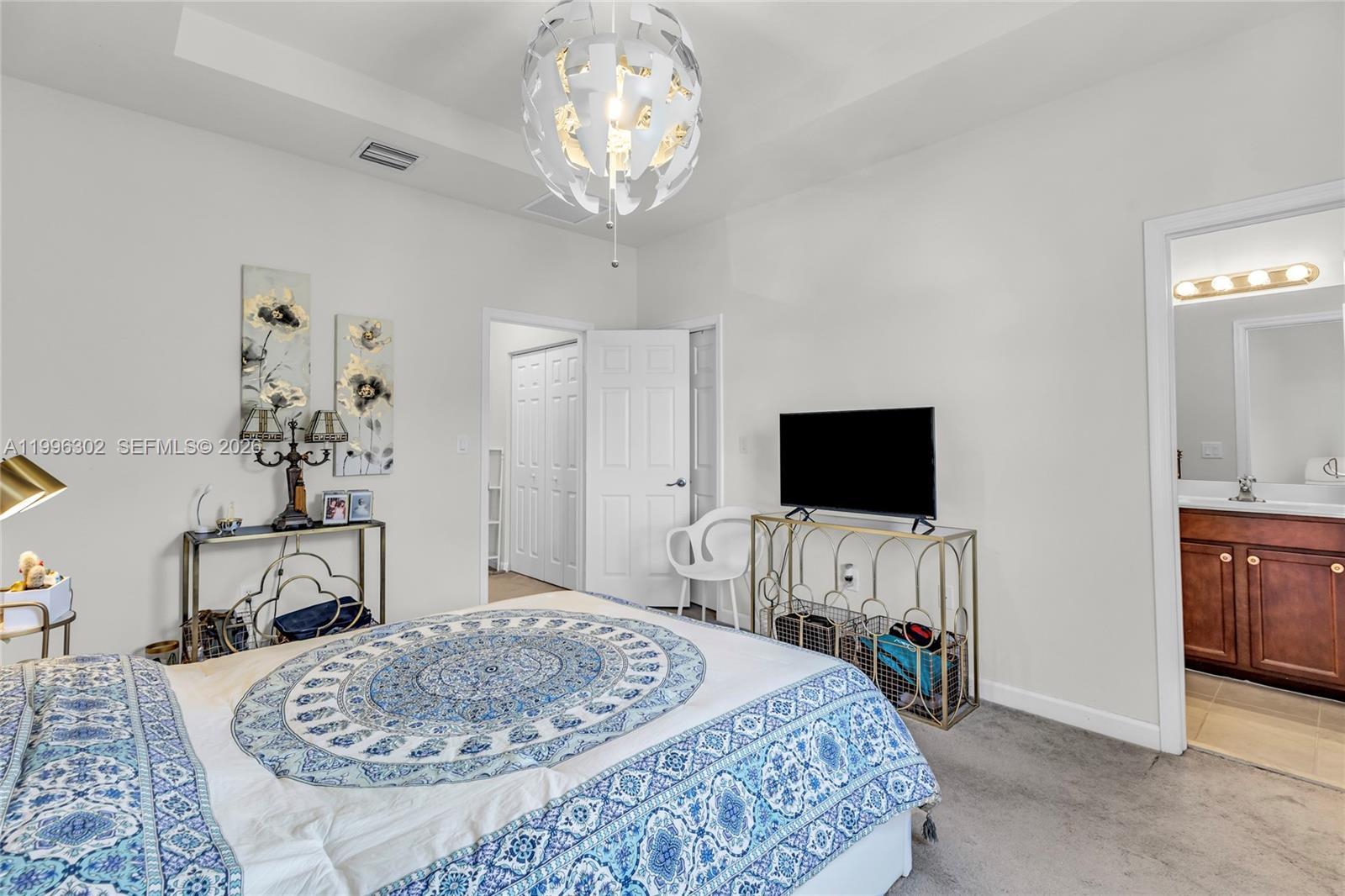 3392 W 105th Ter Hialeah, FL 33018