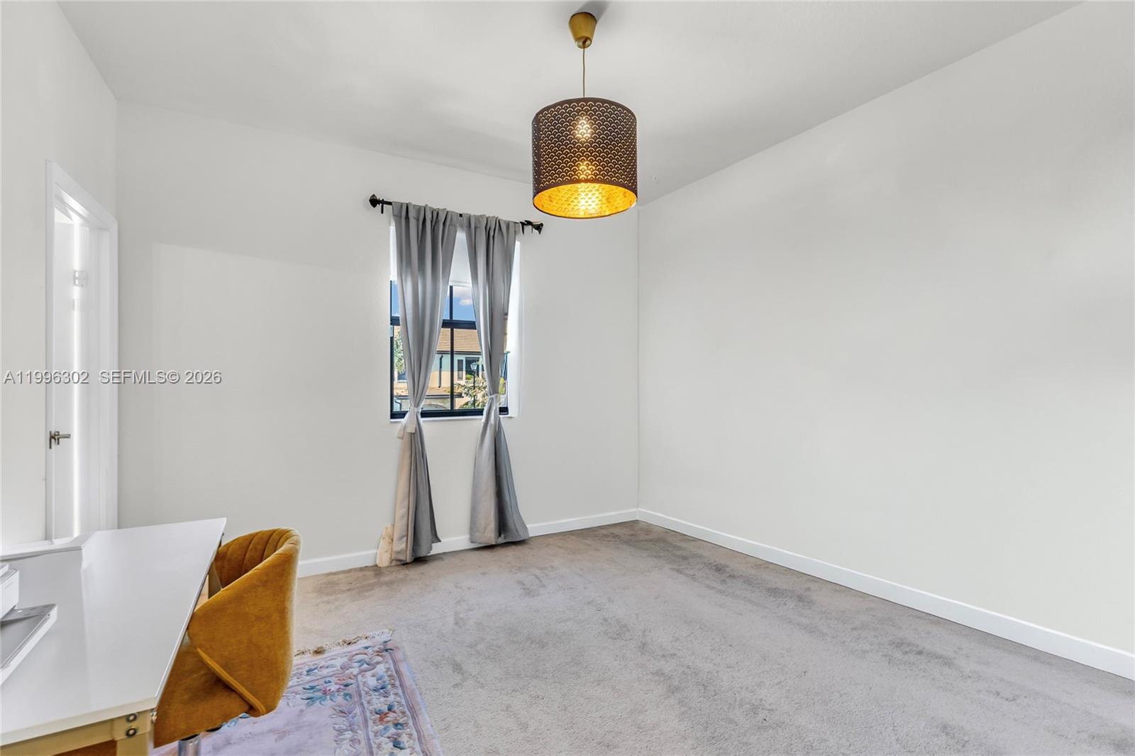 3392 W 105th Ter Hialeah, FL 33018