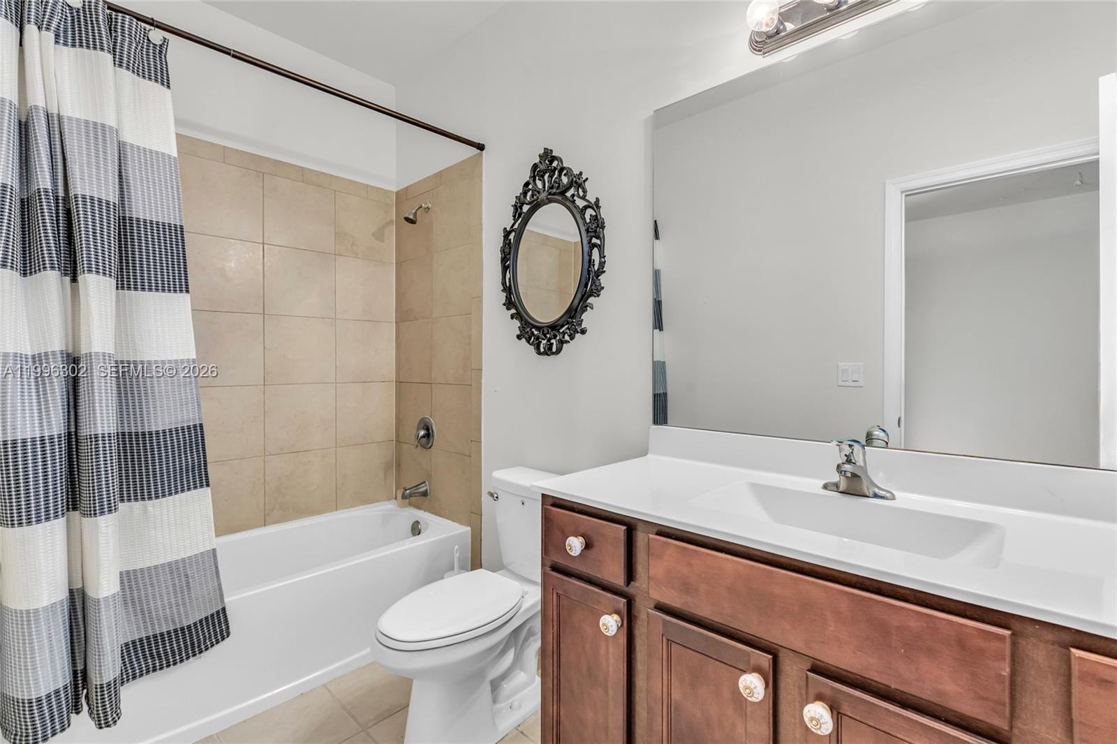 3392 W 105th Ter Hialeah, FL 33018