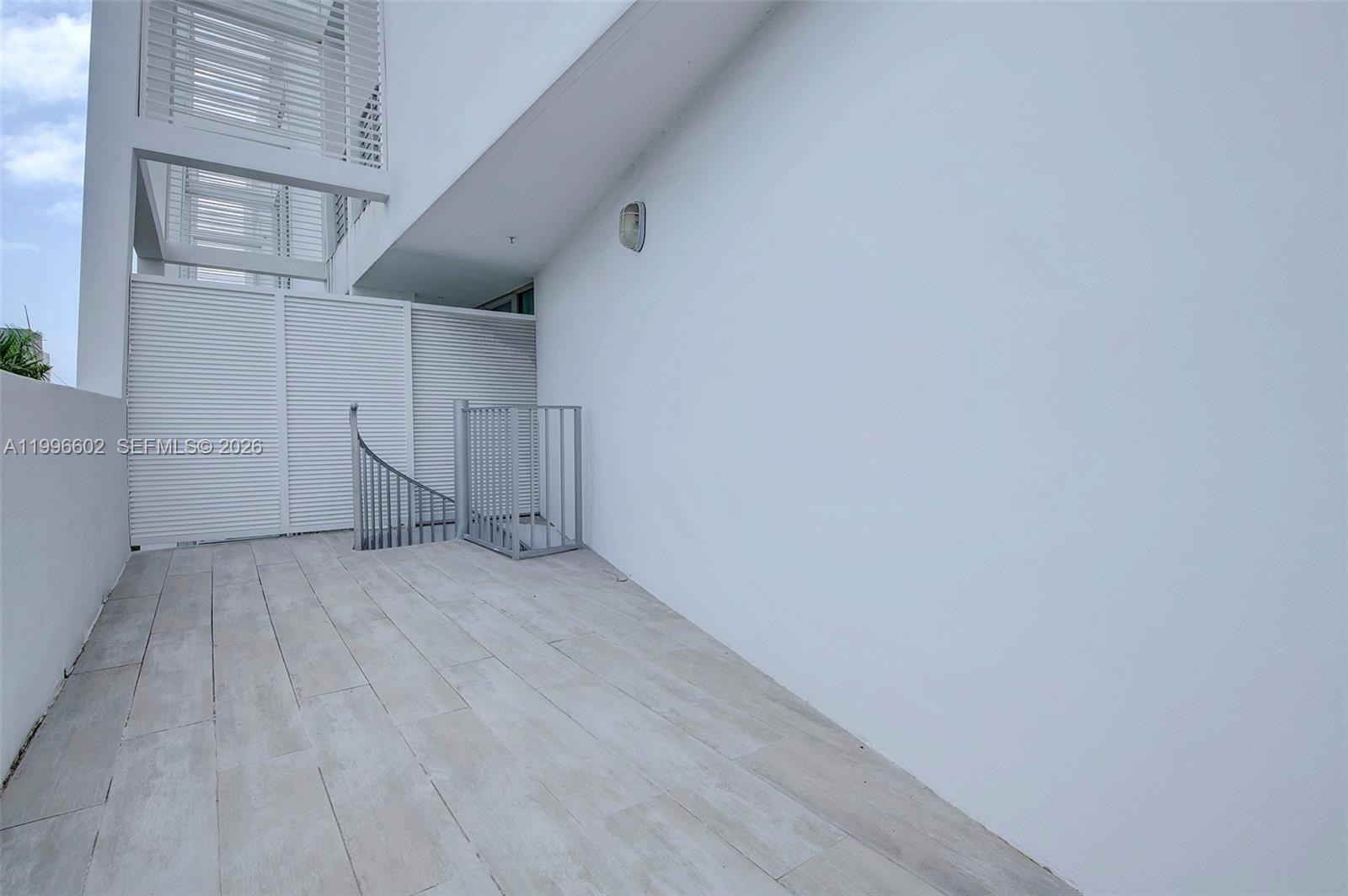 1577 Bay Rd #201 Miami Beach, FL 33139