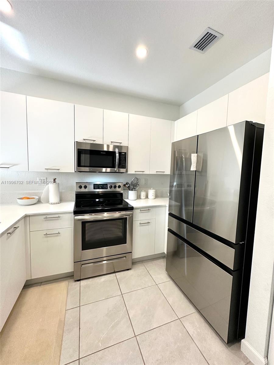 12774 NW 23rd Pl Miami, FL 33167