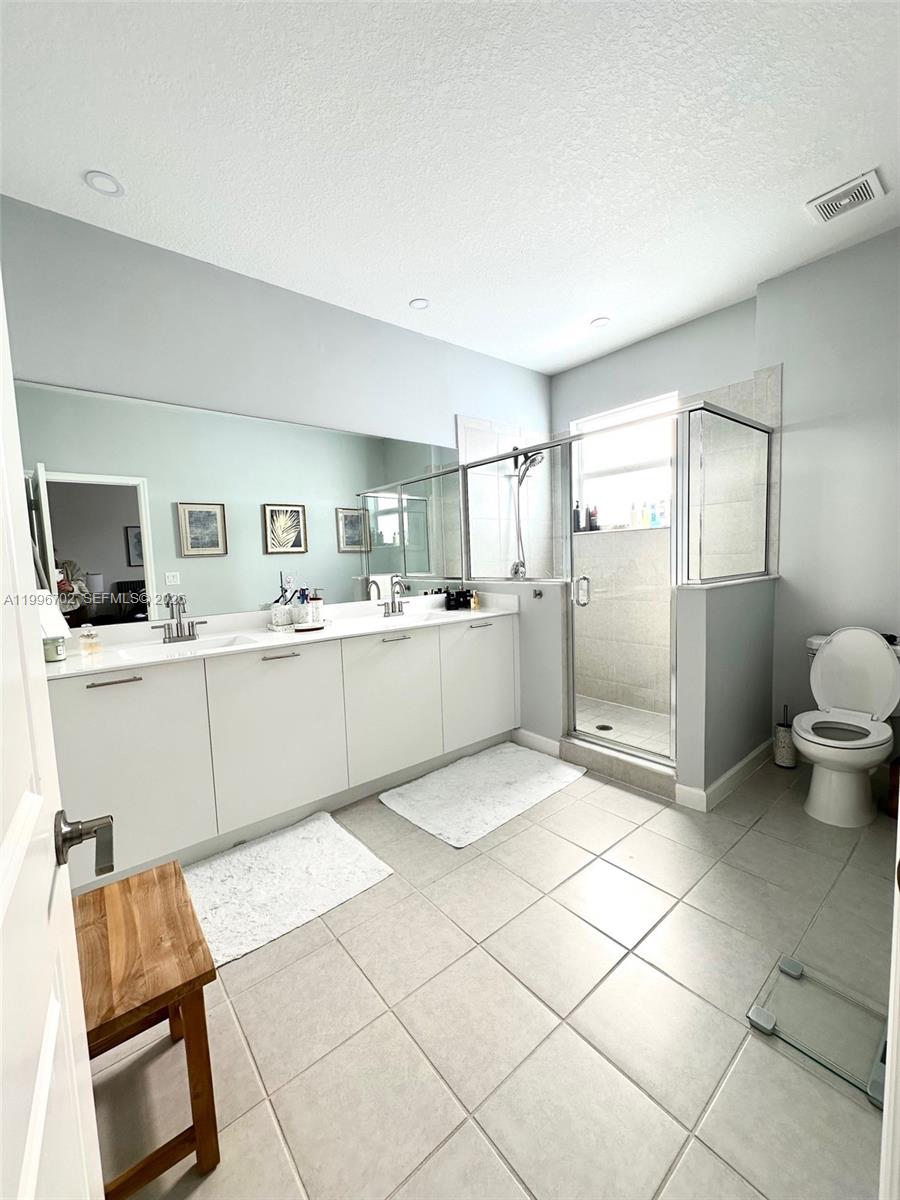 12774 NW 23rd Pl Miami, FL 33167