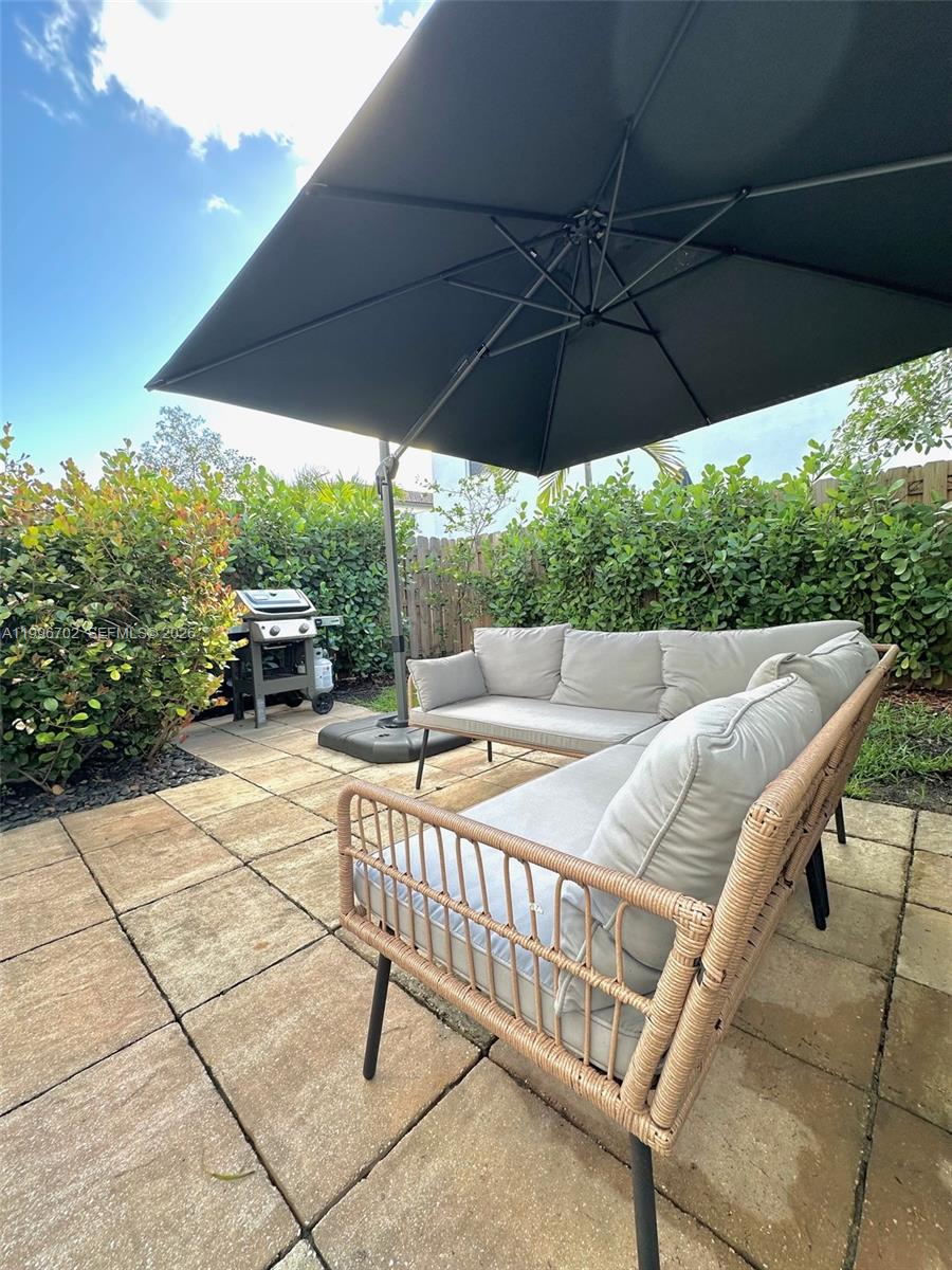 12774 NW 23rd Pl Miami, FL 33167