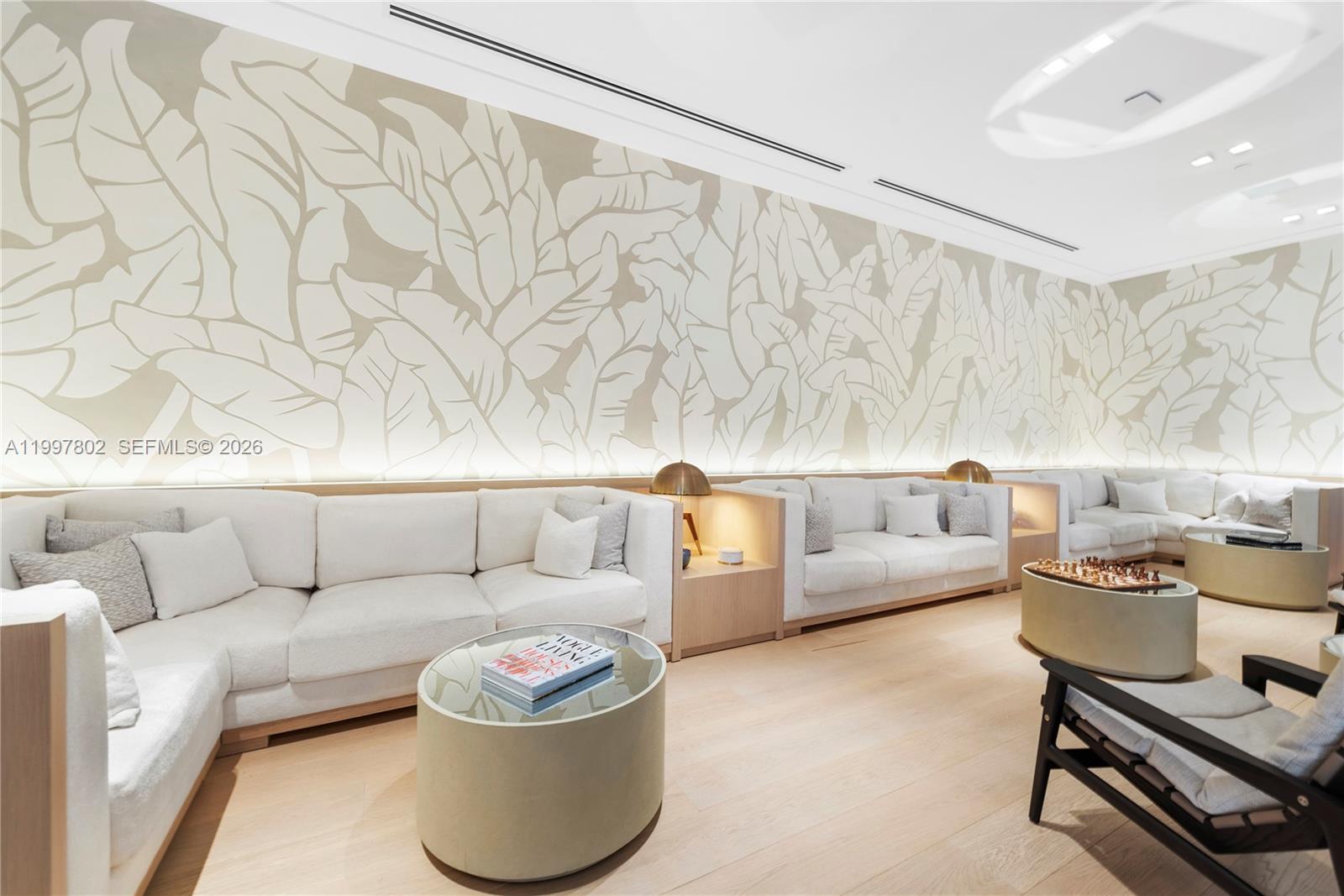 6882 Fisher Is Dr #6882 Miami Beach, FL 33109