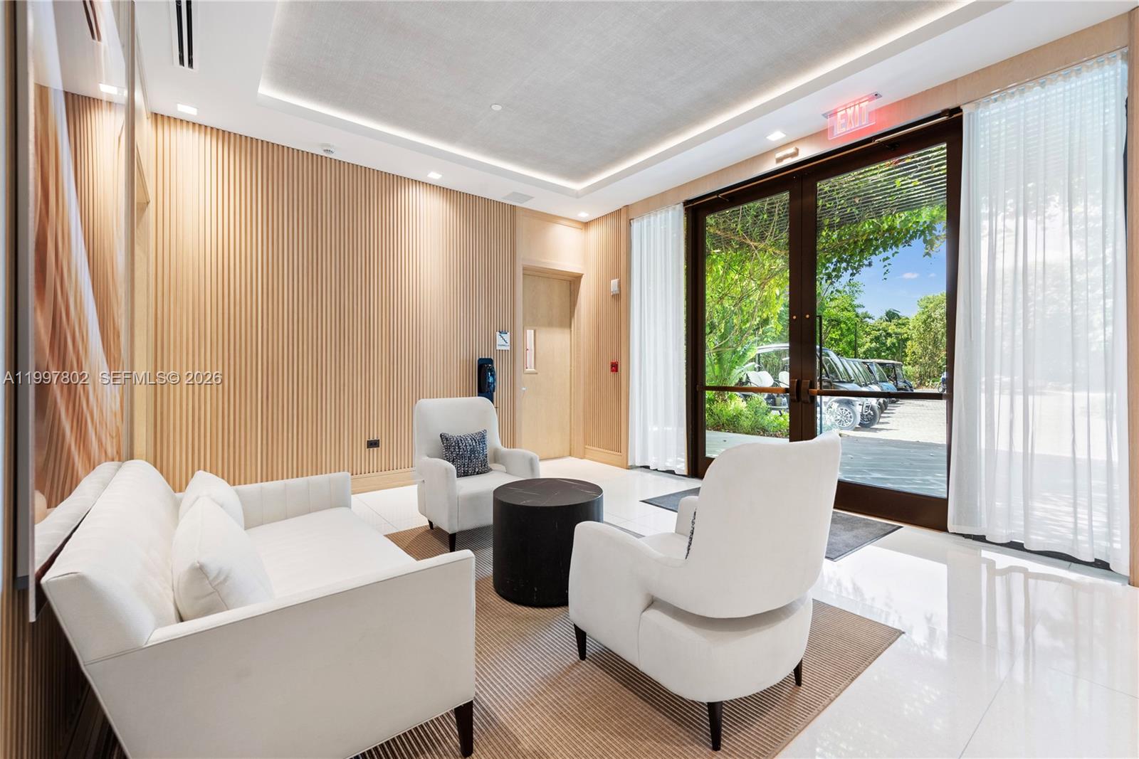 6882 Fisher Is Dr #6882 Miami Beach, FL 33109