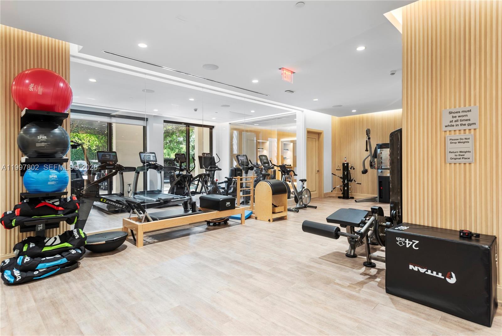 6882 Fisher Is Dr #6882 Miami Beach, FL 33109