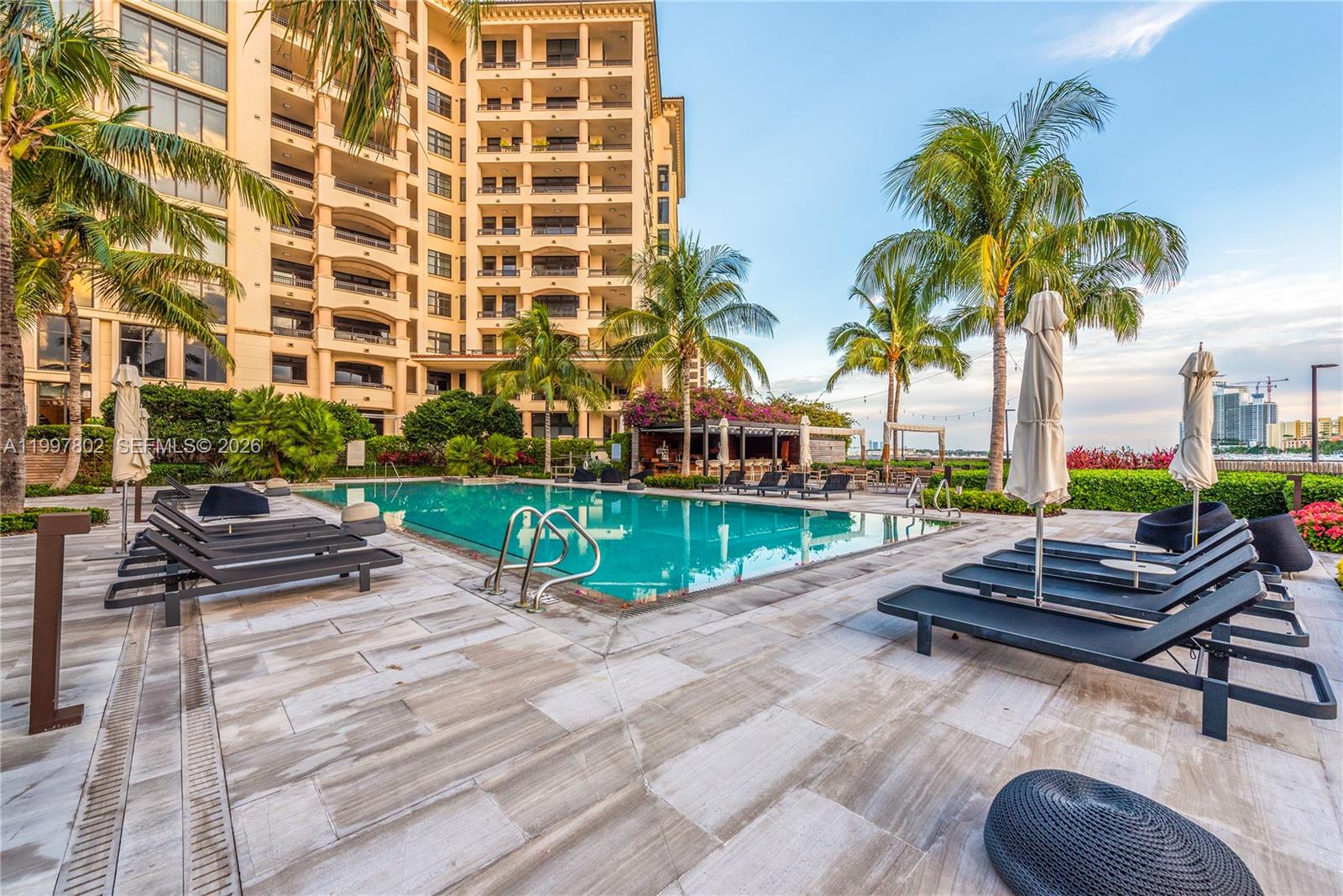 6882 Fisher Is Dr #6882 Miami Beach, FL 33109