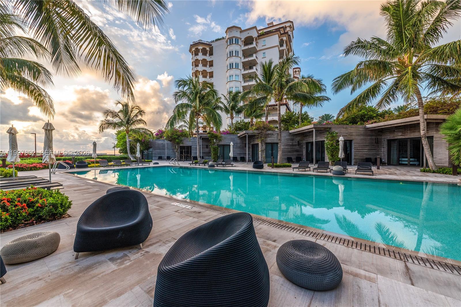 6882 Fisher Is Dr #6882 Miami Beach, FL 33109