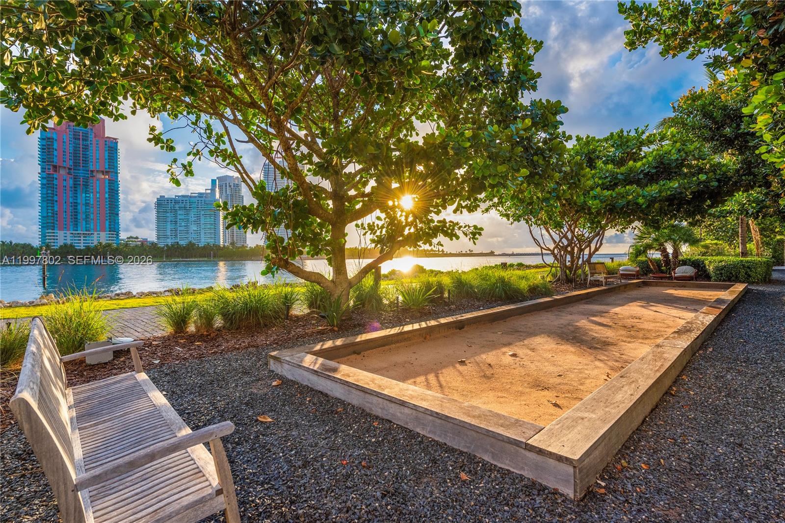 6882 Fisher Is Dr #6882 Miami Beach, FL 33109