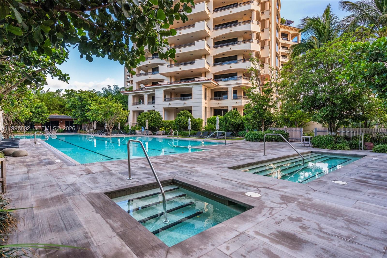 6882 Fisher Is Dr #6882 Miami Beach, FL 33109