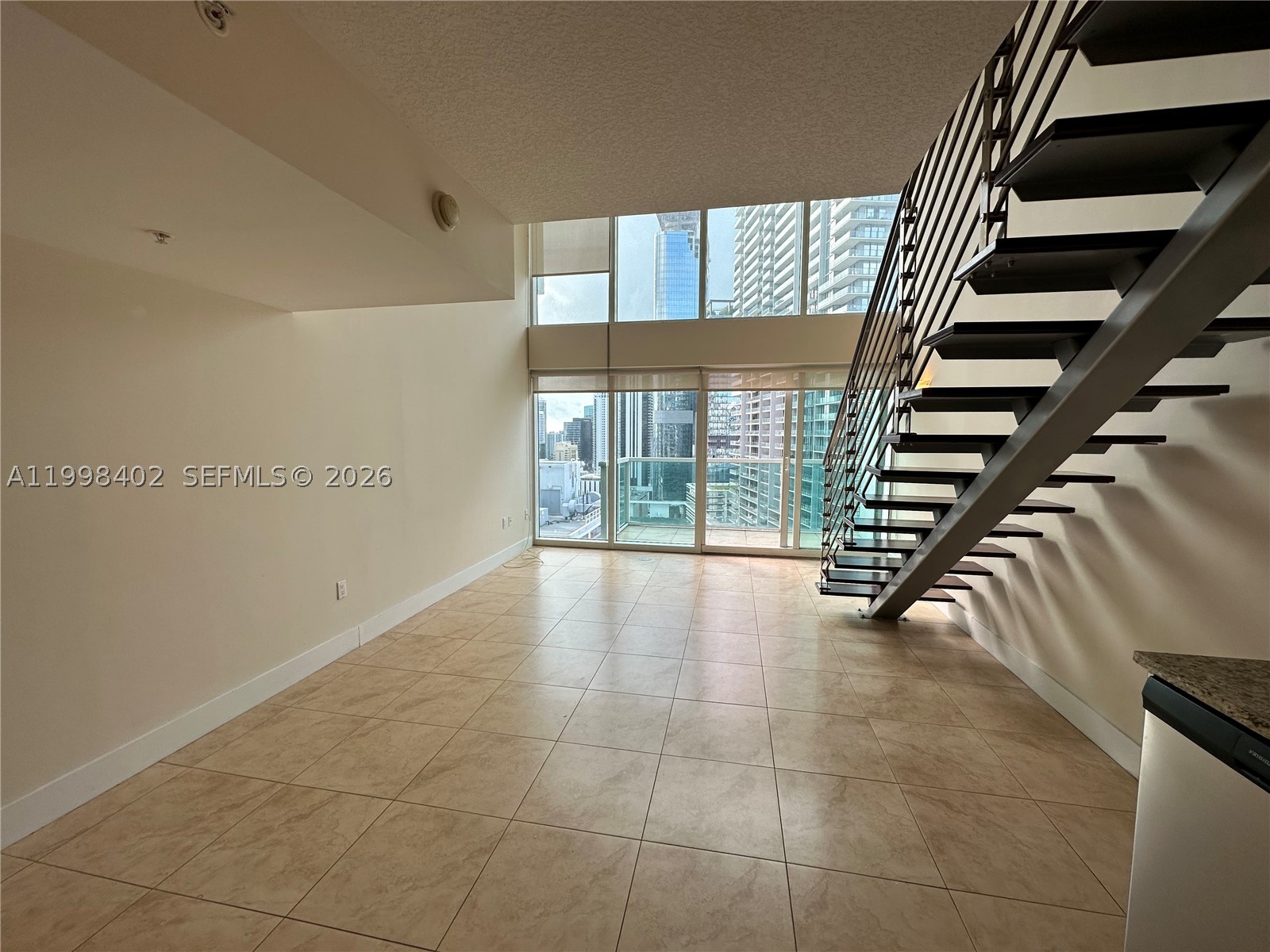 image Brickell on the River South1