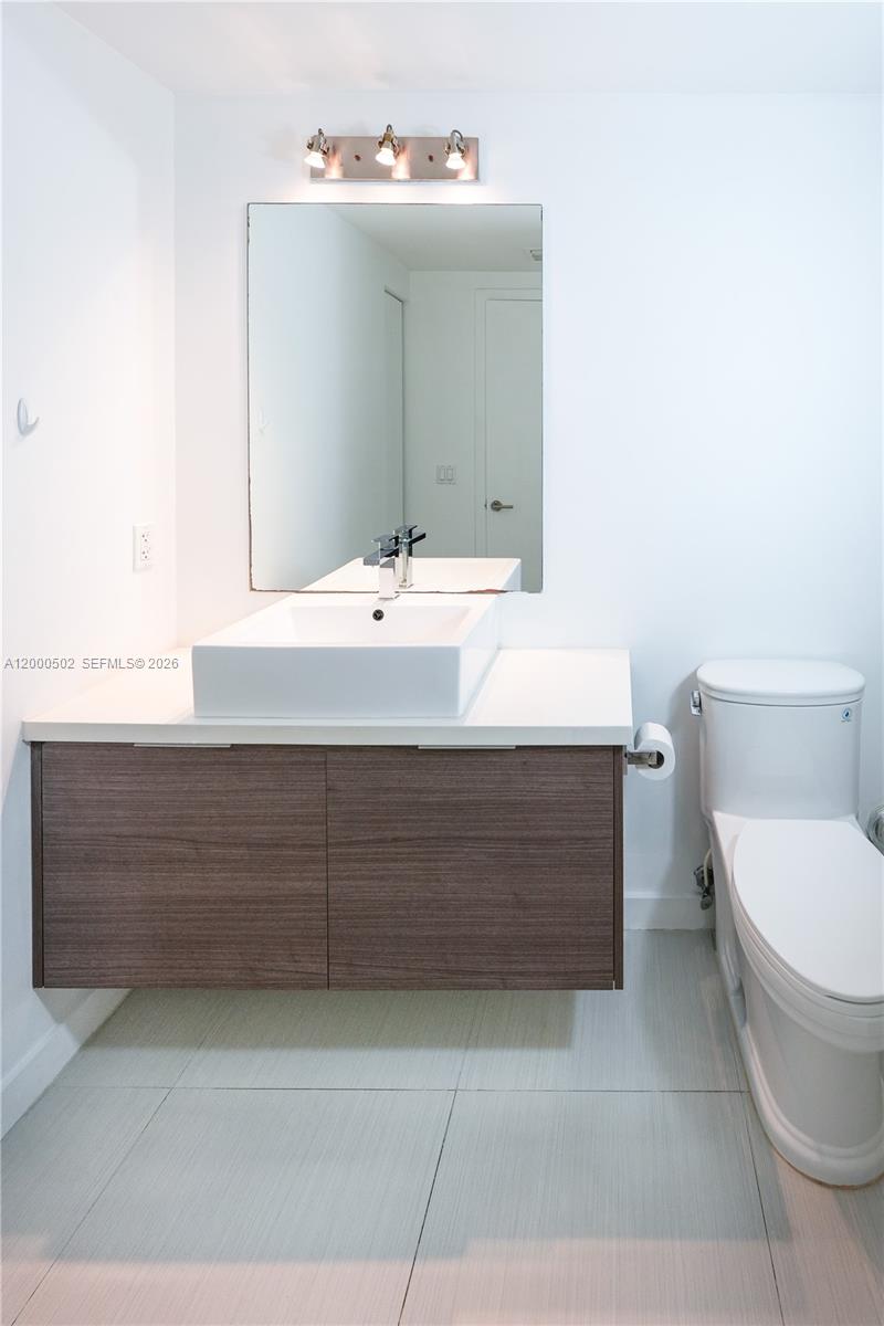 1010 SW 2nd Ave #606 Miami, FL 33130