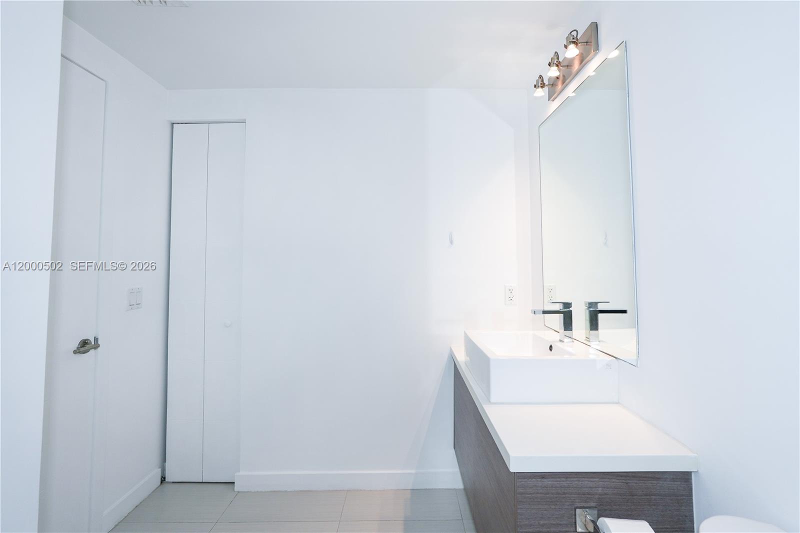 1010 SW 2nd Ave #606 Miami, FL 33130