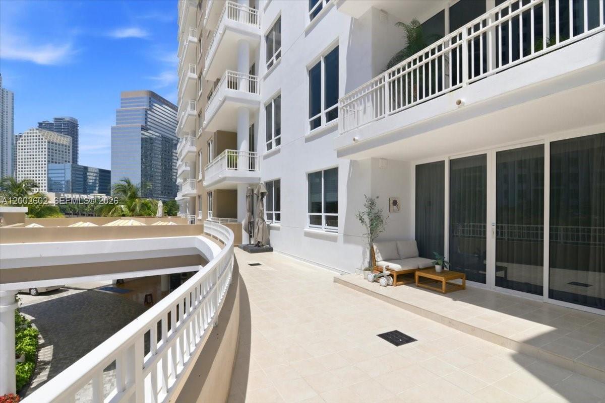 image Courts Brickell Key37