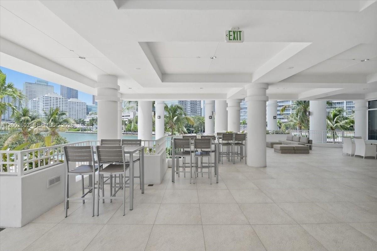 image Courts Brickell Key44