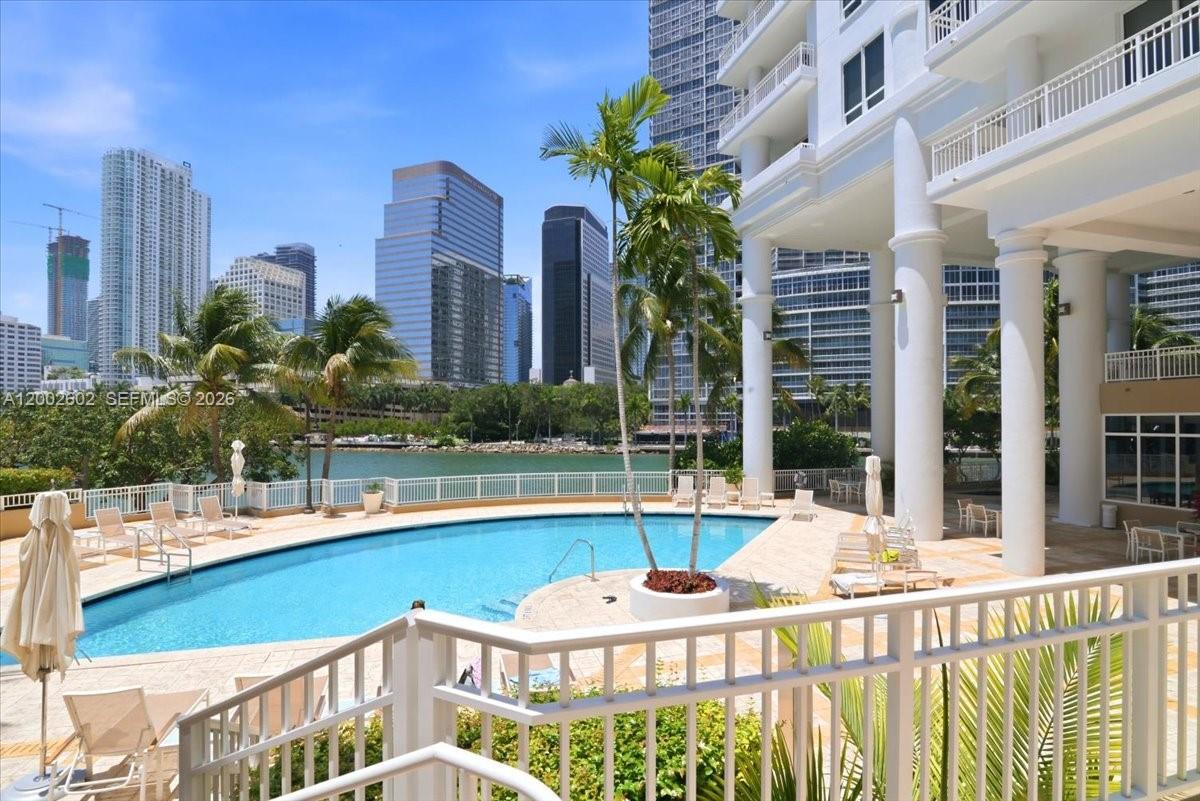 image Courts Brickell Key52