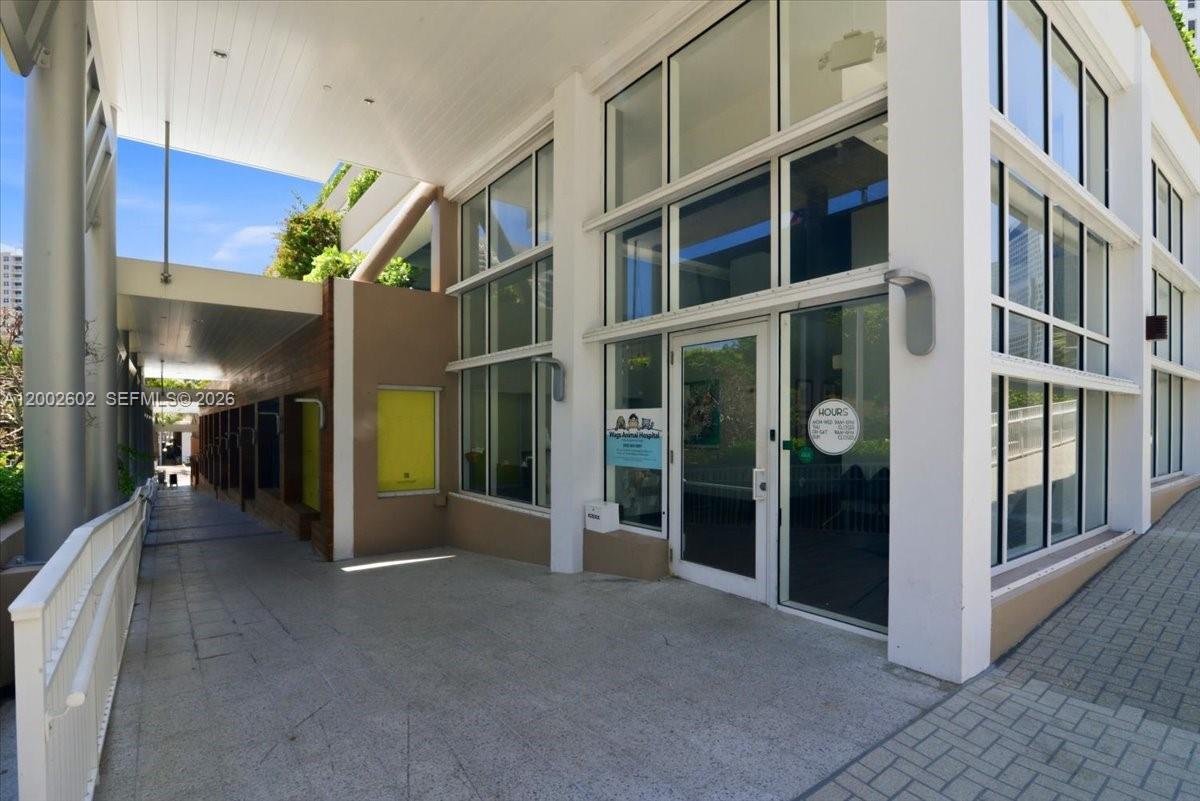 image Courts Brickell Key71