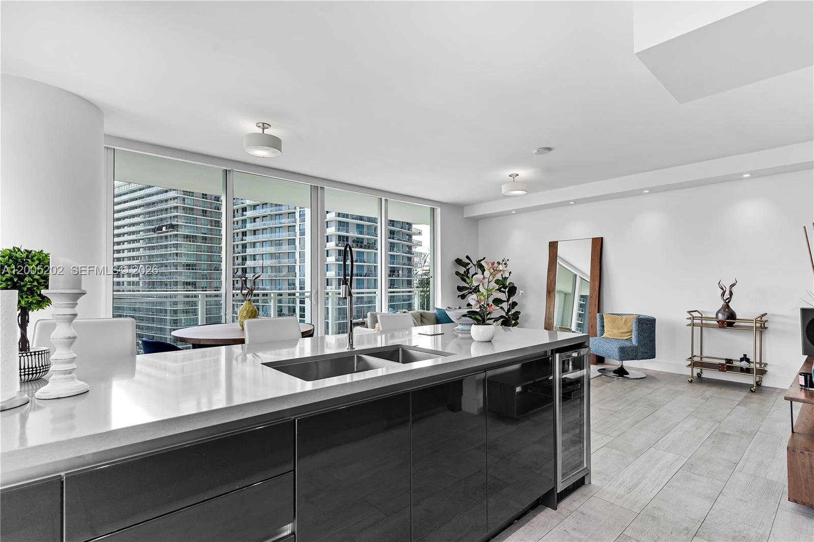 1080 Brickell Ave #2601 Miami, FL 33131