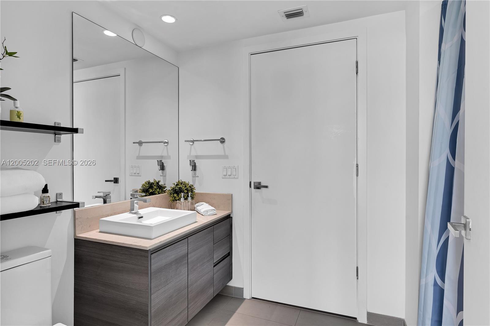 1080 Brickell Ave #2601 Miami, FL 33131