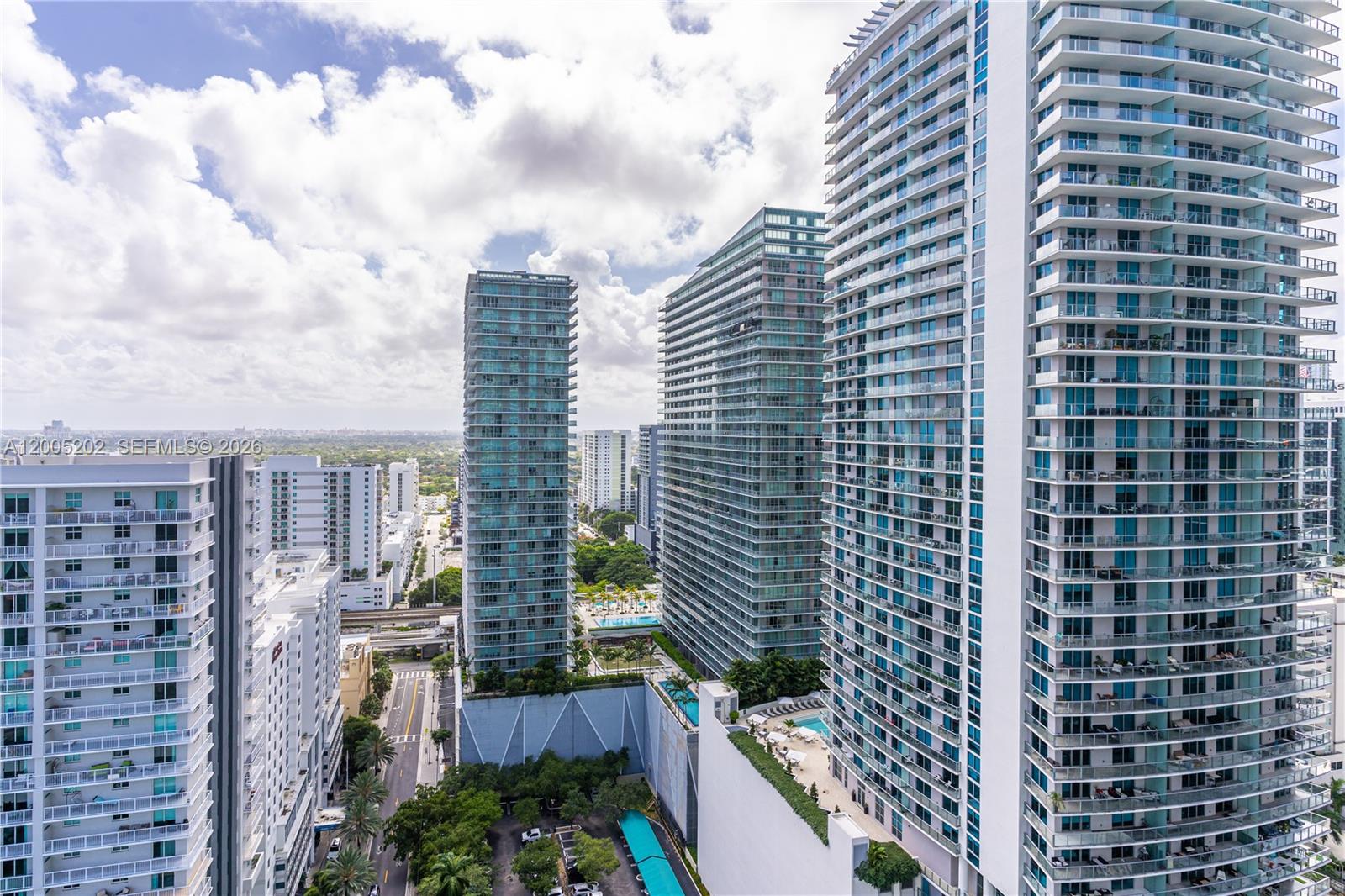 1080 Brickell Ave #2601 Miami, FL 33131