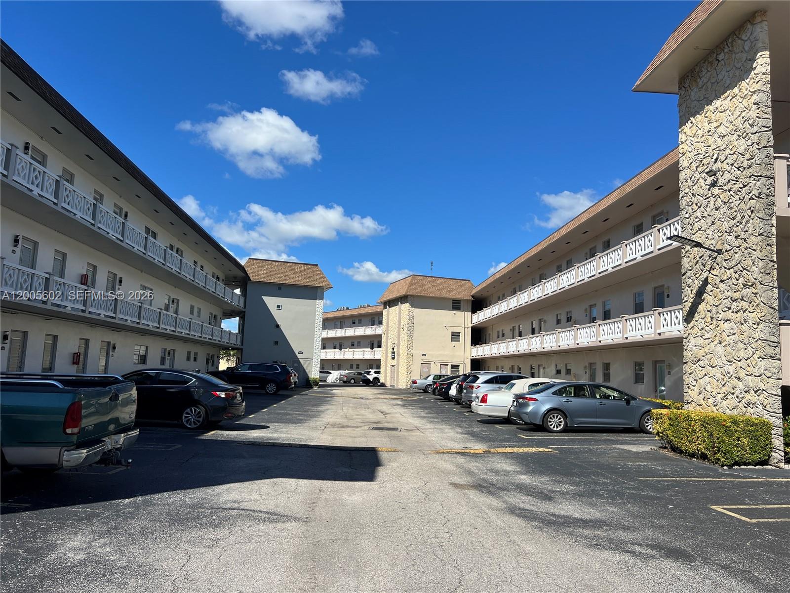 5181 W Oakland Park Blvd #206