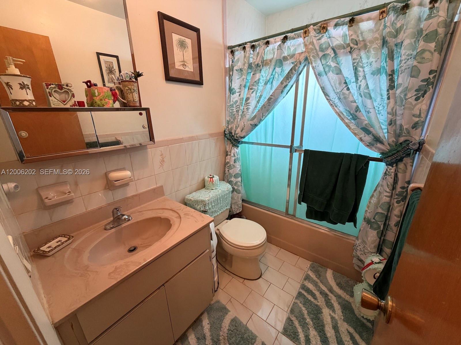 9300 SW 164th St Palmetto Bay, FL 33157