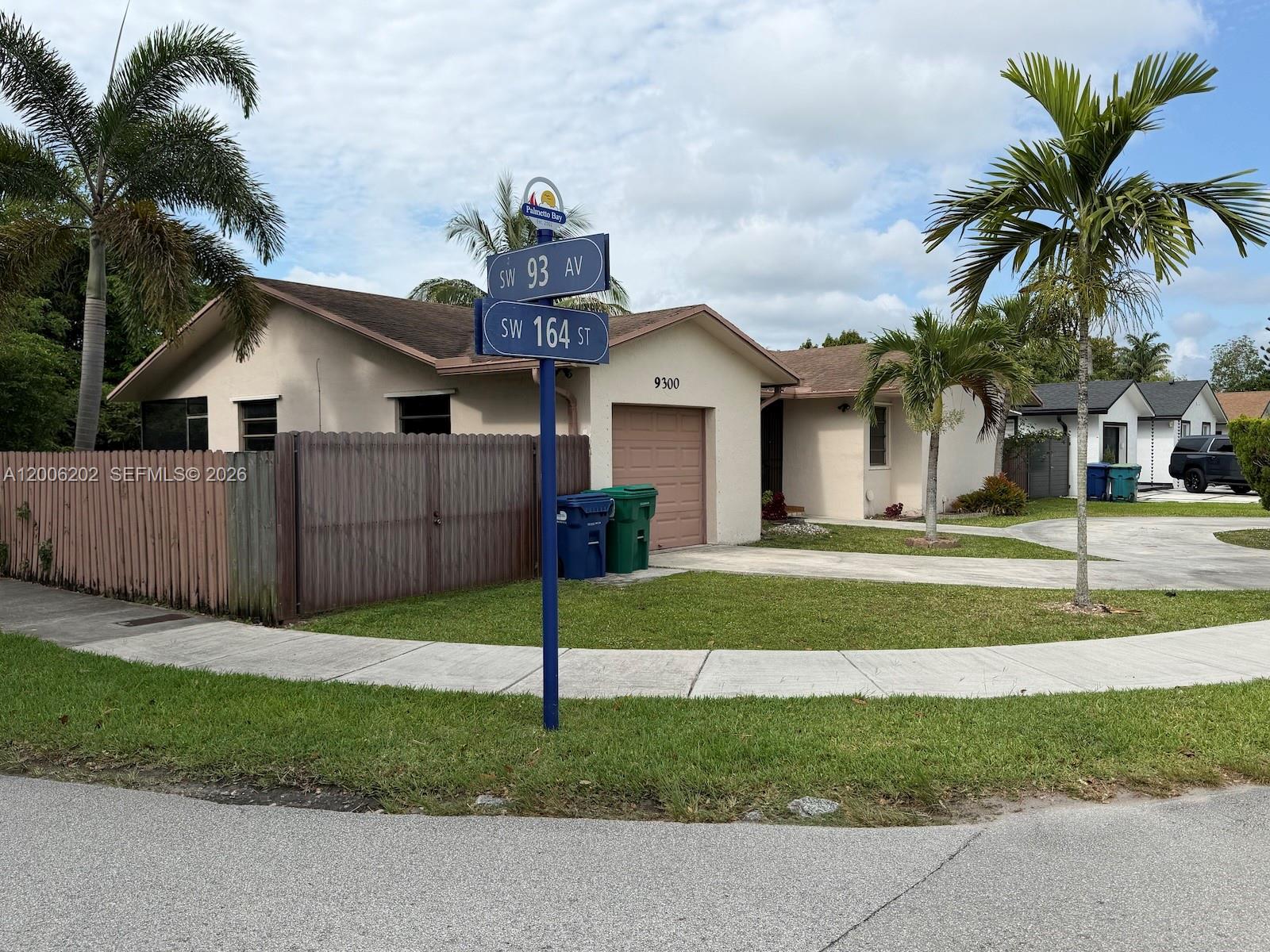 9300 SW 164th St Palmetto Bay, FL 33157