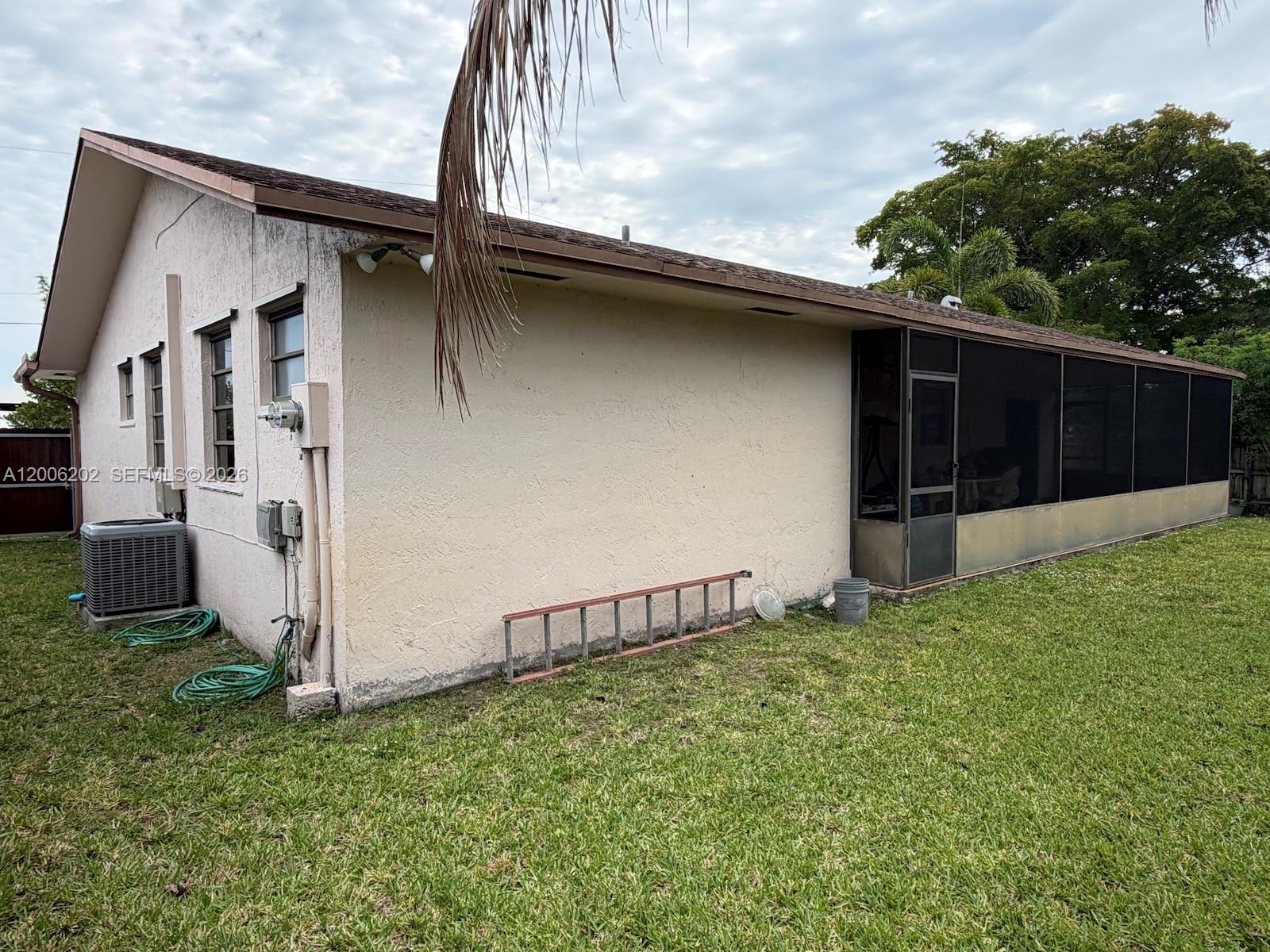 9300 SW 164th St Palmetto Bay, FL 33157