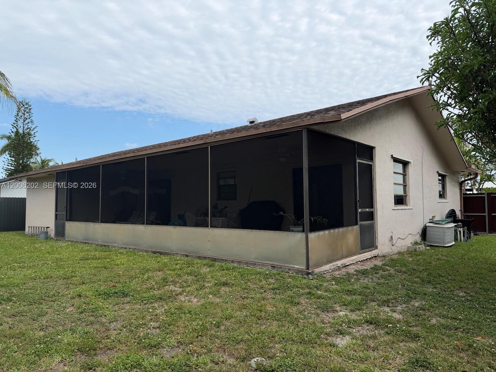 9300 SW 164th St Palmetto Bay, FL 33157