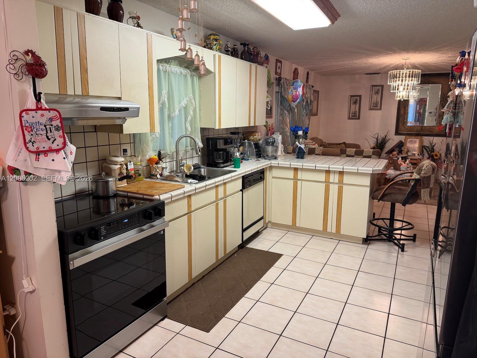 9300 SW 164th St Palmetto Bay, FL 33157