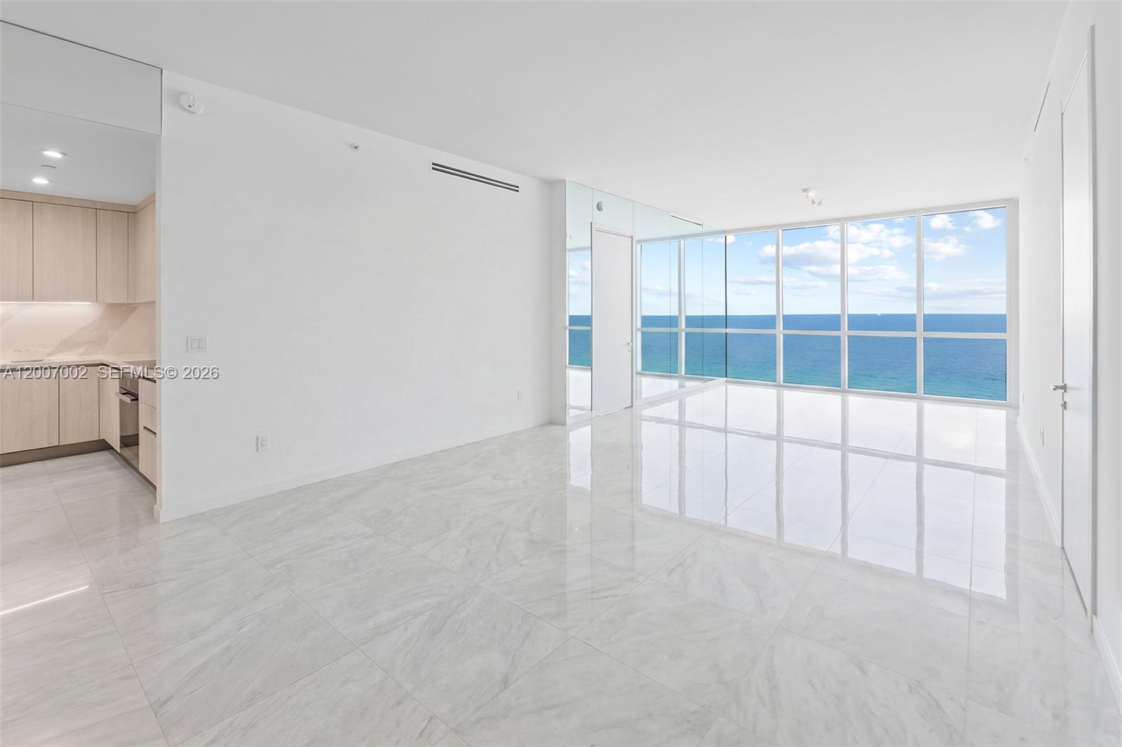 100 S Pointe Dr #2107 Miami Beach, FL 33139