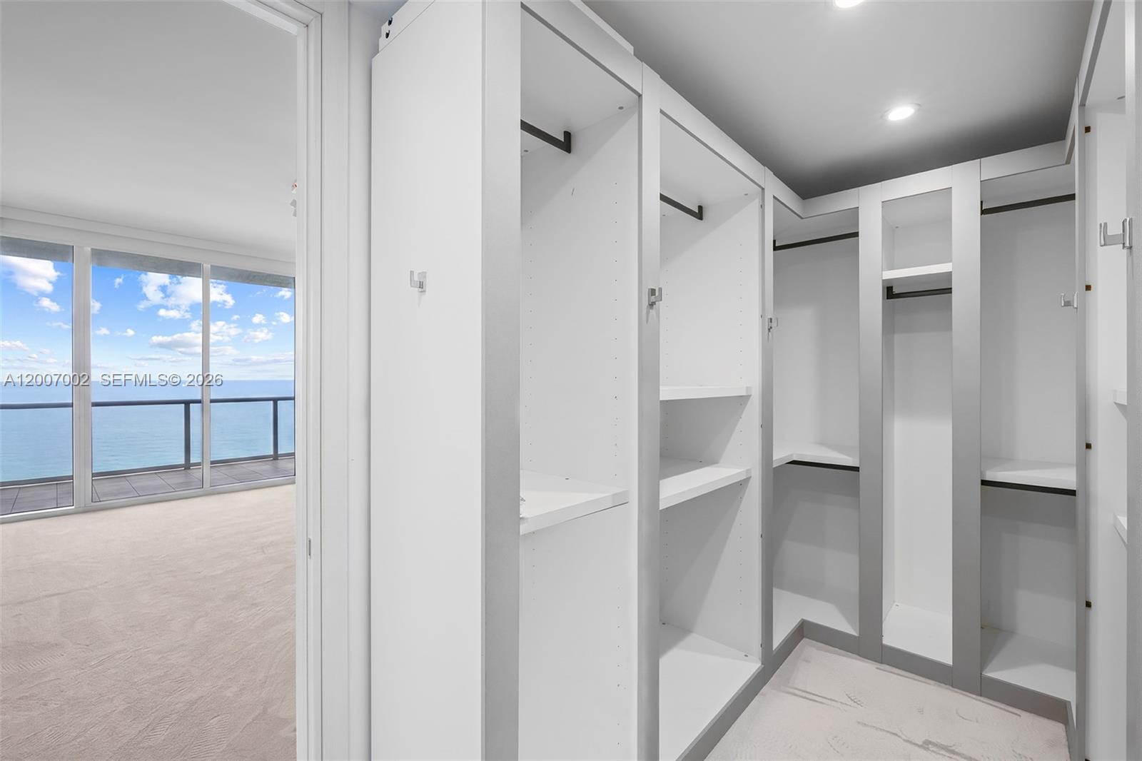 100 S Pointe Dr #2107 Miami Beach, FL 33139