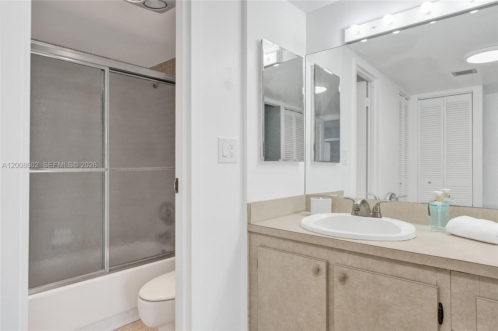image Arlen House East20