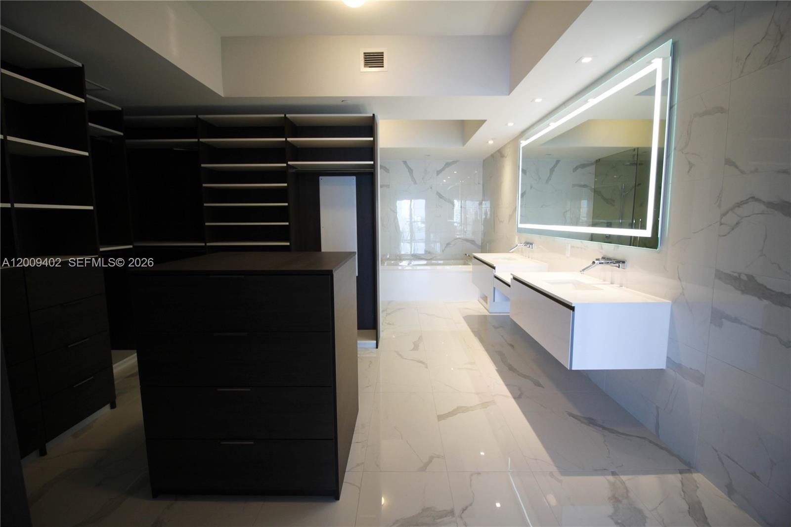 5000 Island Estates Dr #606 Aventura, FL 33160